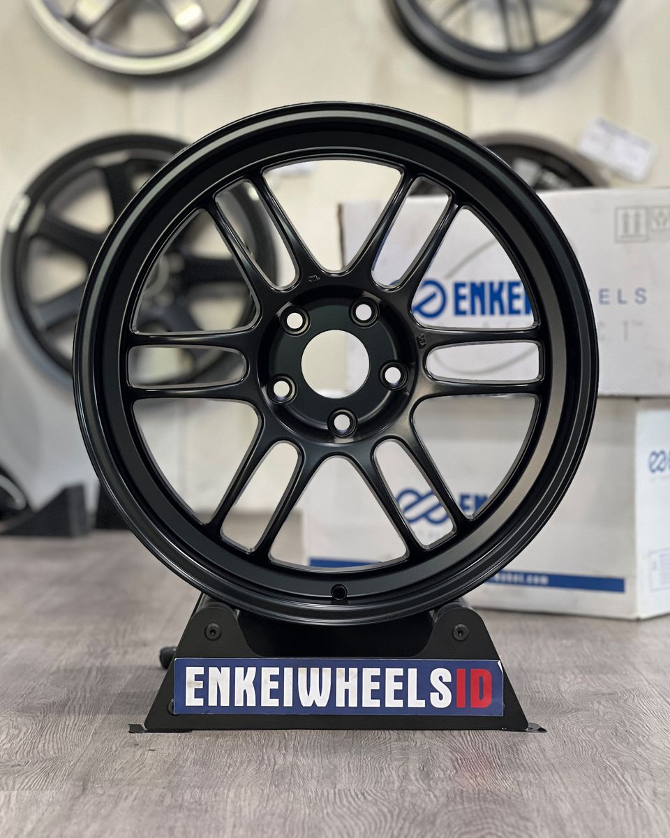 Enkei RPF1 18 Matte Black