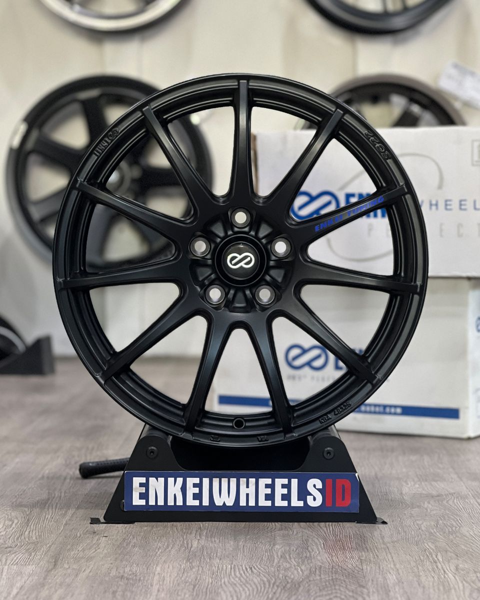 Enkei SC22 17 Dark Black