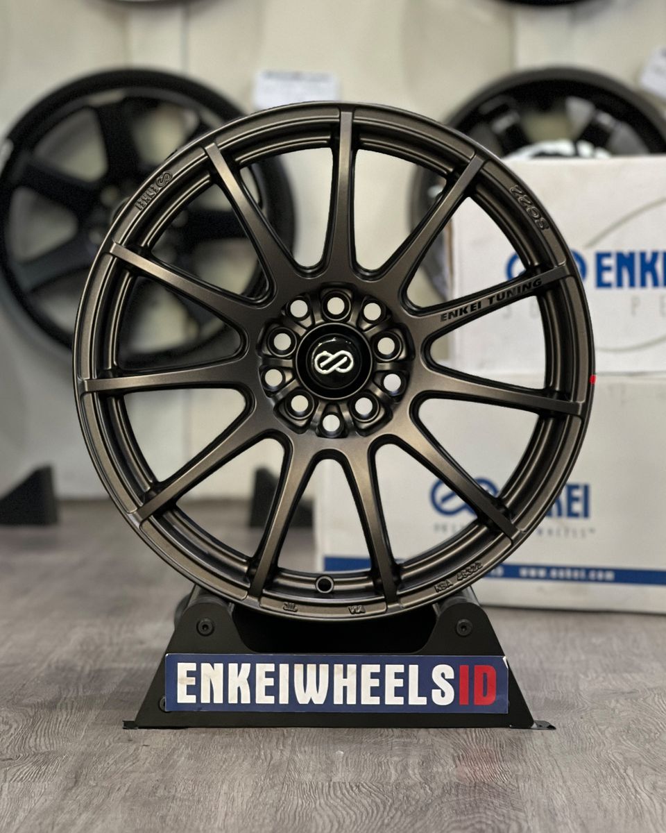 Enkei SC22 17 Dark Gunmetal