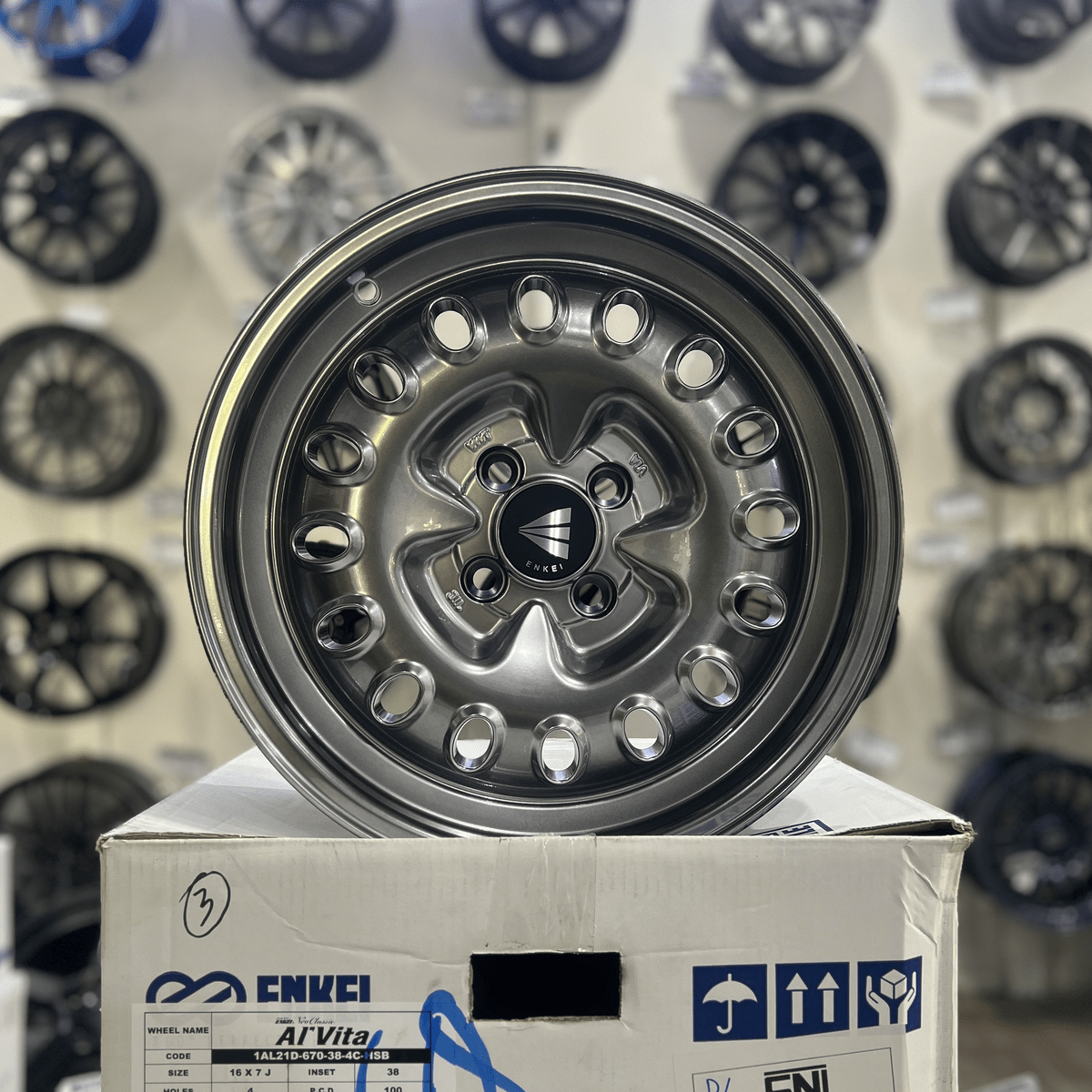 Enkei AL'VITA 16 Hyper Silver